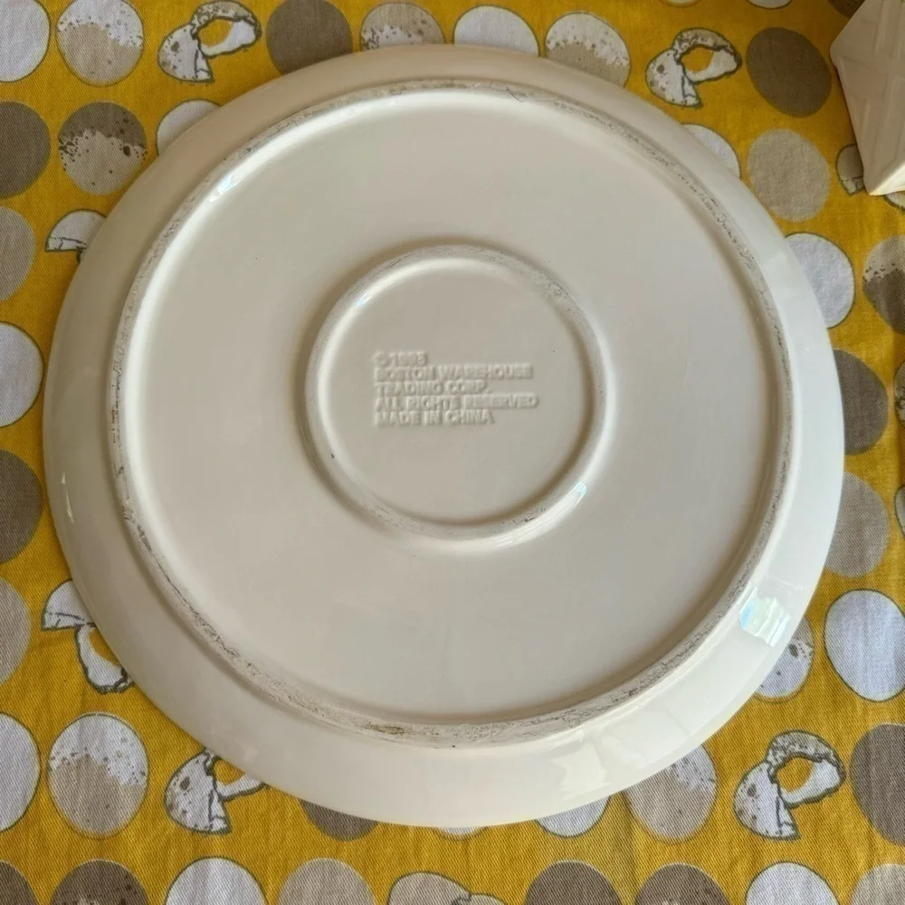 Vintage 1993 black and white cow appetizer and dip tray and cup
